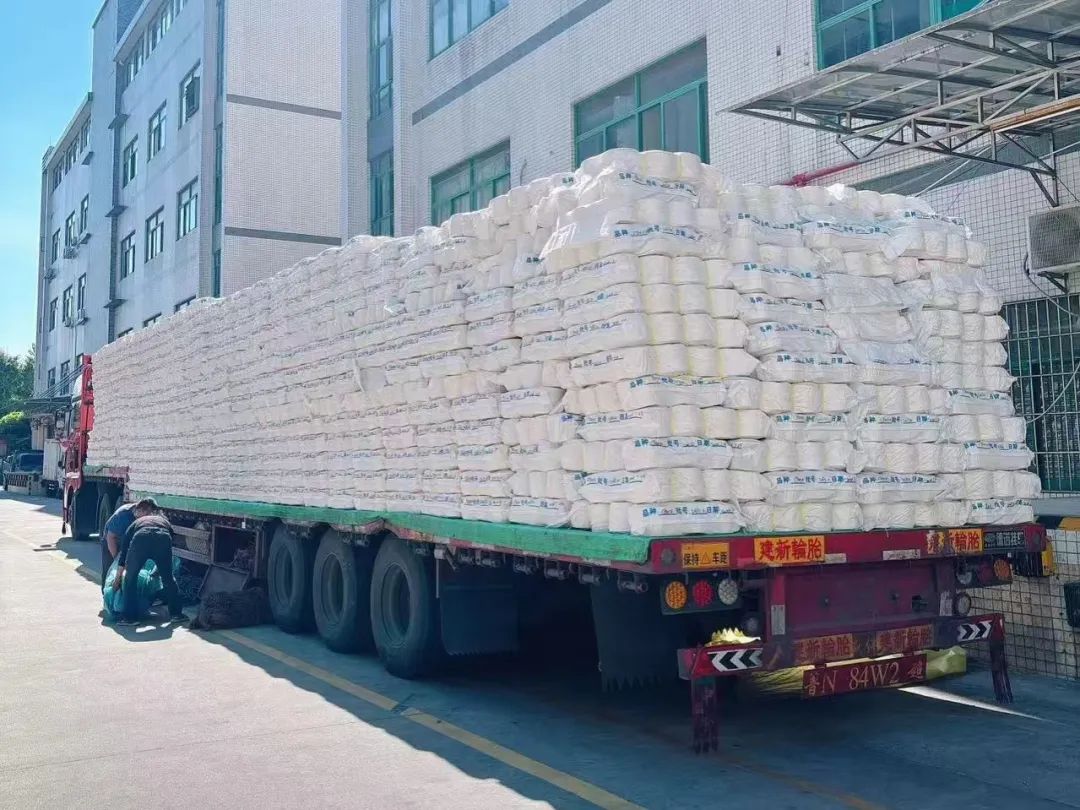 中国兴发xf936全力包管新疆棉纱运输